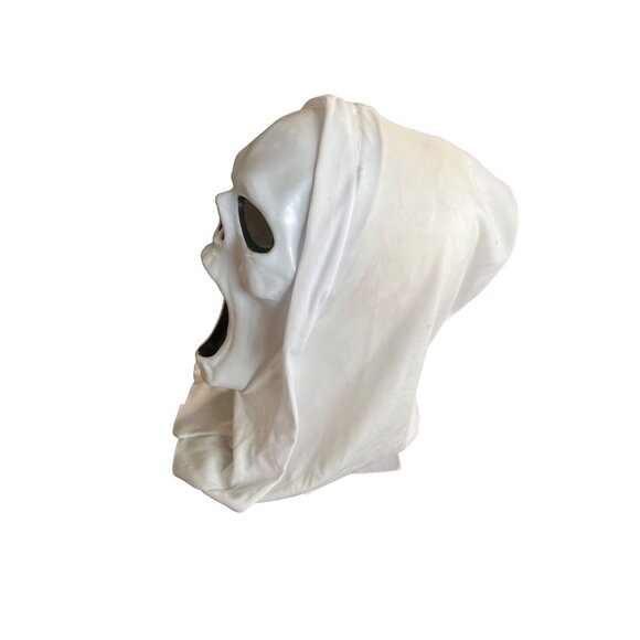 White over the head Scream mask - Picture 3 of 6